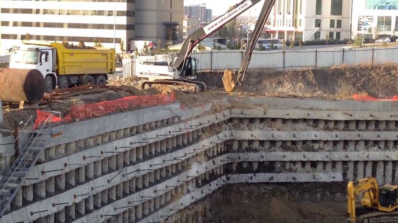 Fabrika Temel Kazıları